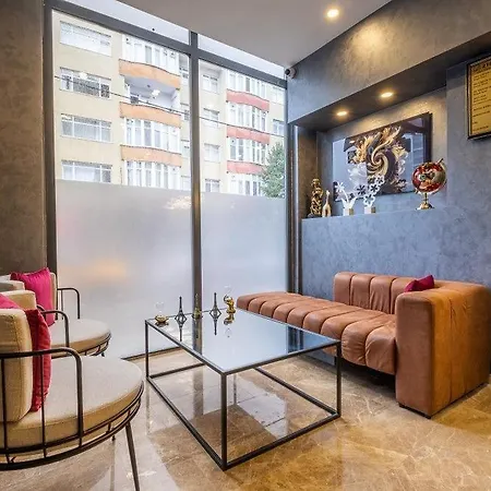 216 Star Hotel *